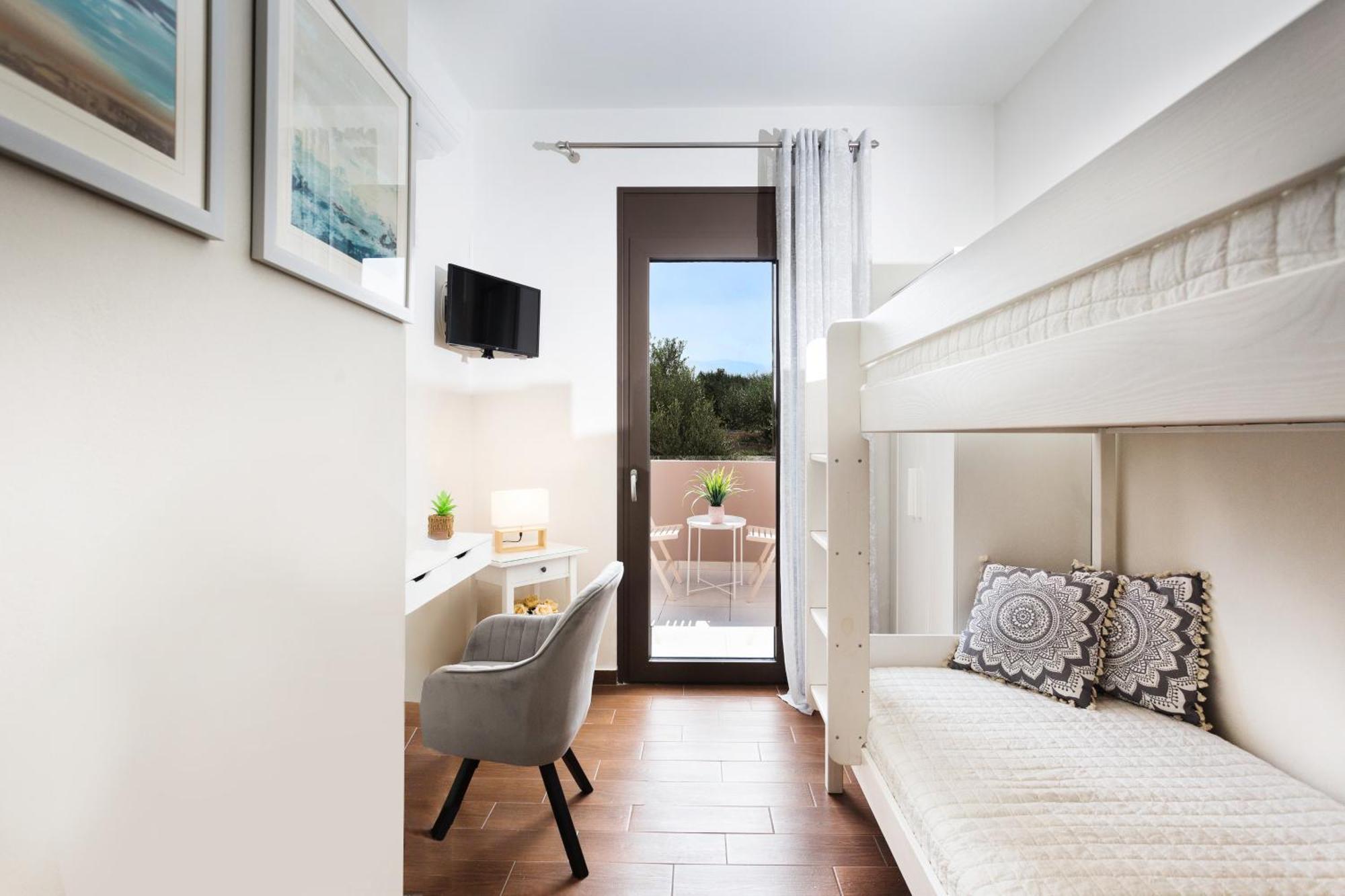 Villa Elisabeth View Йеранион Экстерьер фото
